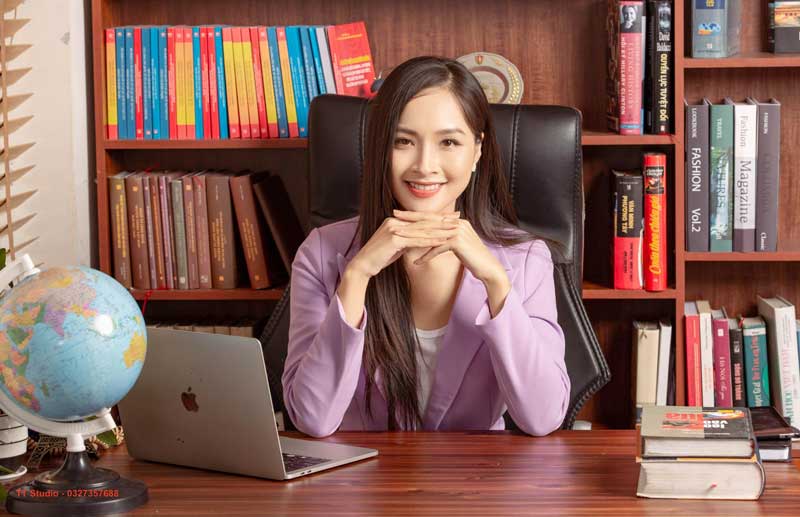 Tác giả Ngọc Châu - CEO trang cá cược Thabet  1 Tác giả Ngọc Châu là ai?